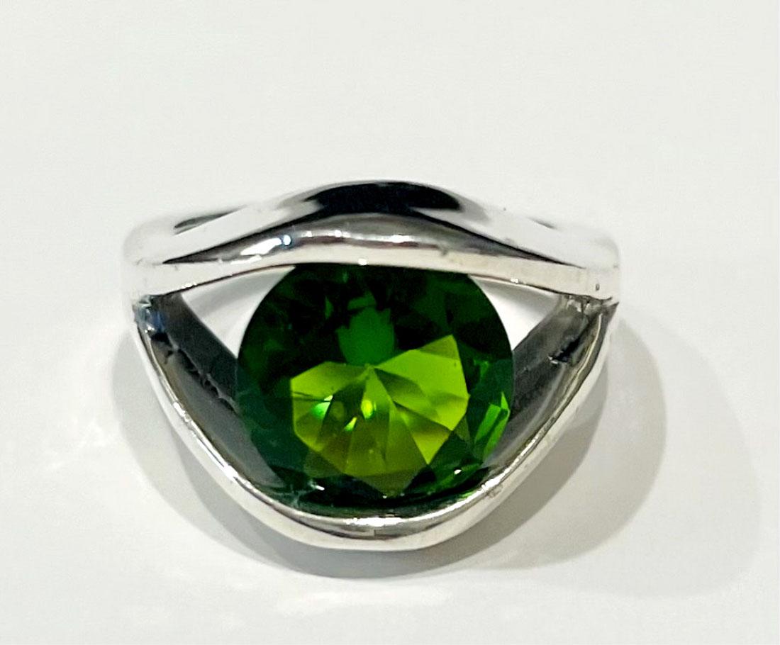 GORGEOUS GREEN QUARTZ 3CT ROUND RING (1 of 1)