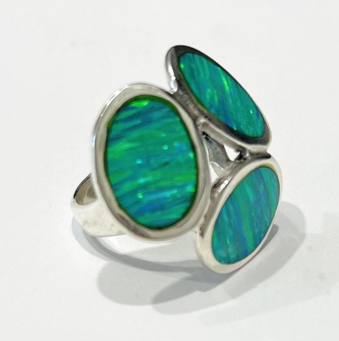 BRILLIANT GREEN/BLUE FIRE OPAL STERLING SILVER RING (1 of 1)