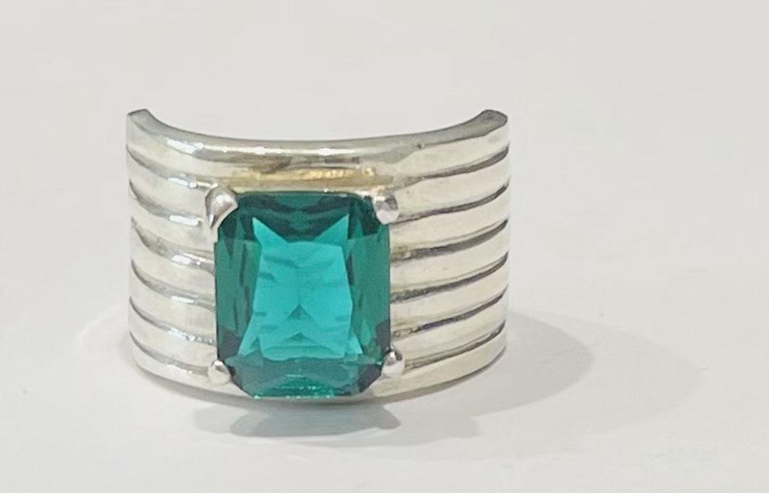 FABULOUS 4CT EMERALD QUARTZ STERLING RING (1 of 1)