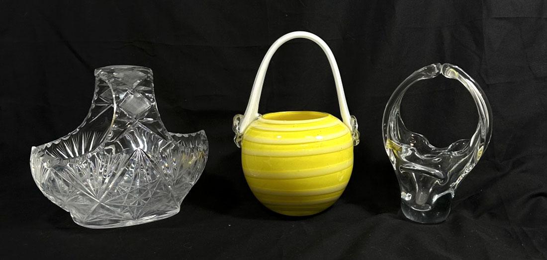 LOVELY LOT OF 3 VINTAGE GLASS DECOR BASKETS (1 of 1)