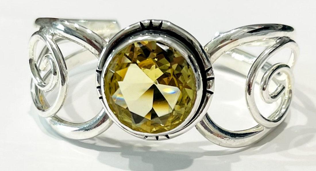 LOVELY LEMON QUARTZ STERLING SILVER BRACELET: STERLING SILVER ADJUSTABLE