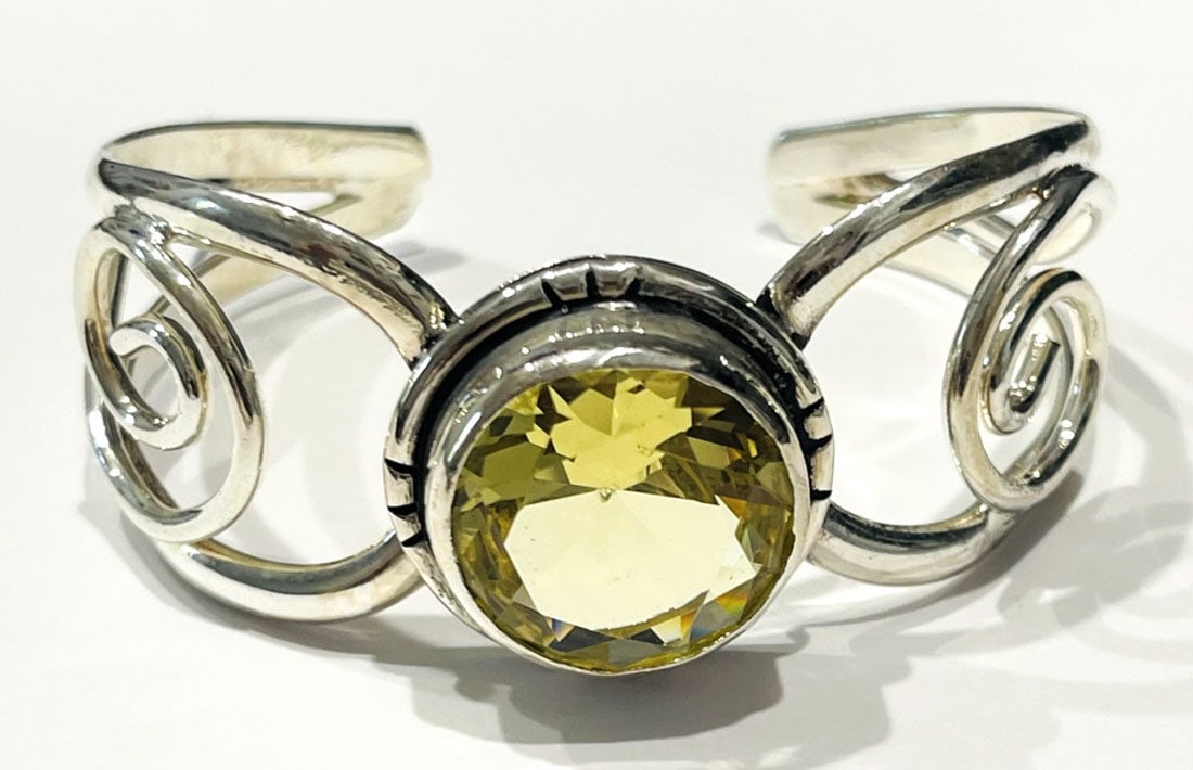 SUPERB FILIGREE ROUND CITRINE STERLING BRACELET: STERLING SILVER