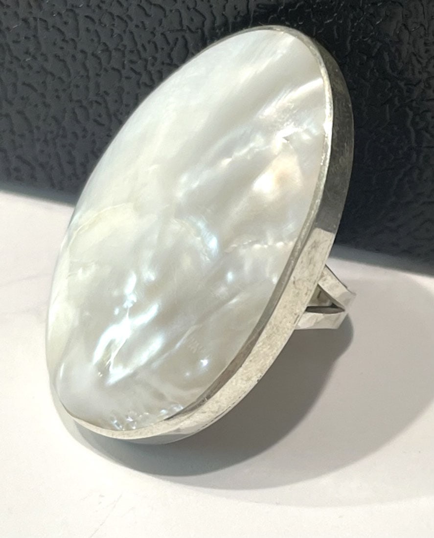 HUGE NATURAL WHITE ABALONE SHELL STERLING RING (1 of 1)