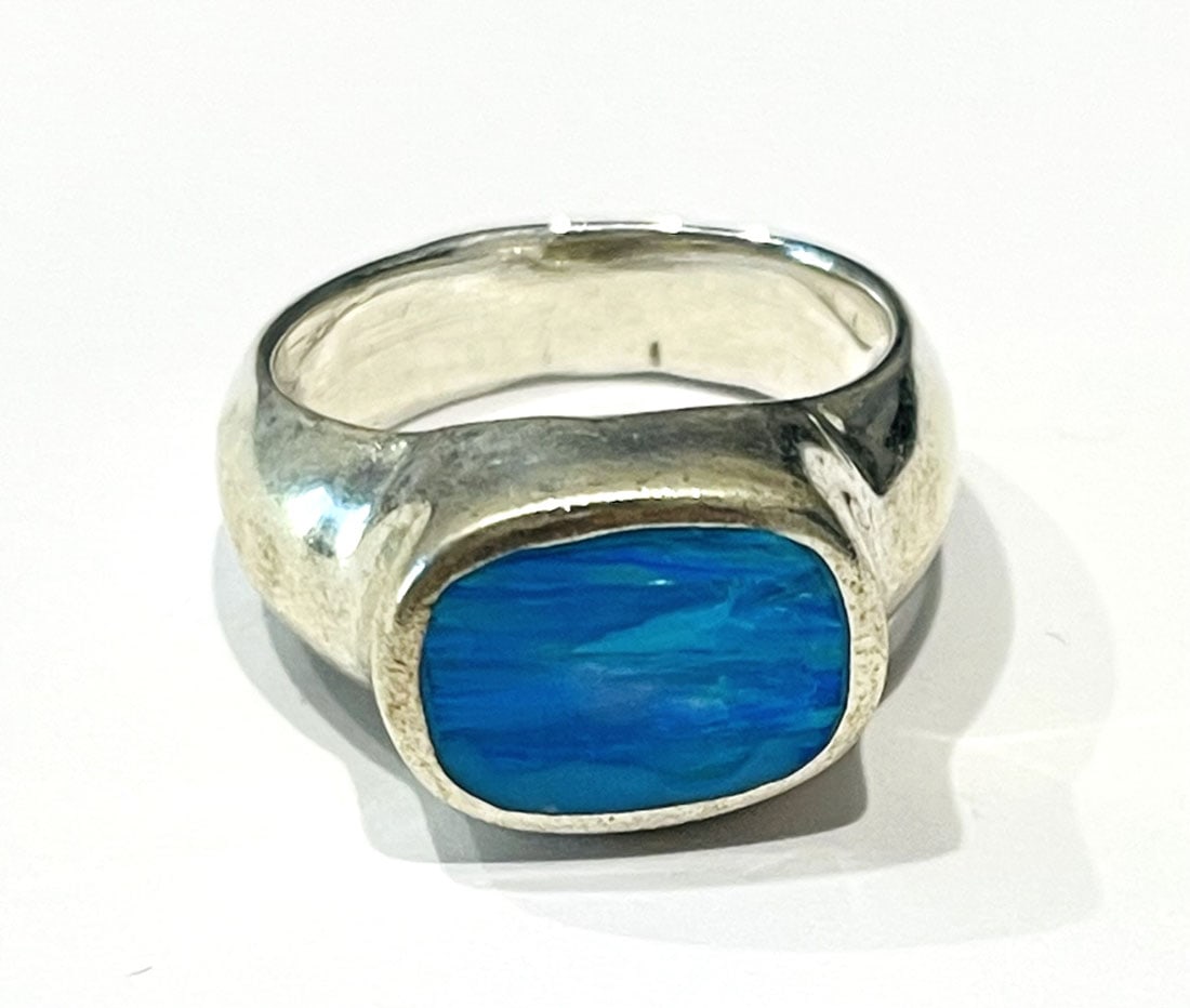 UNIQUE OCEAN FIRE OPAL STERLING ESTATE RING (1 of 1)