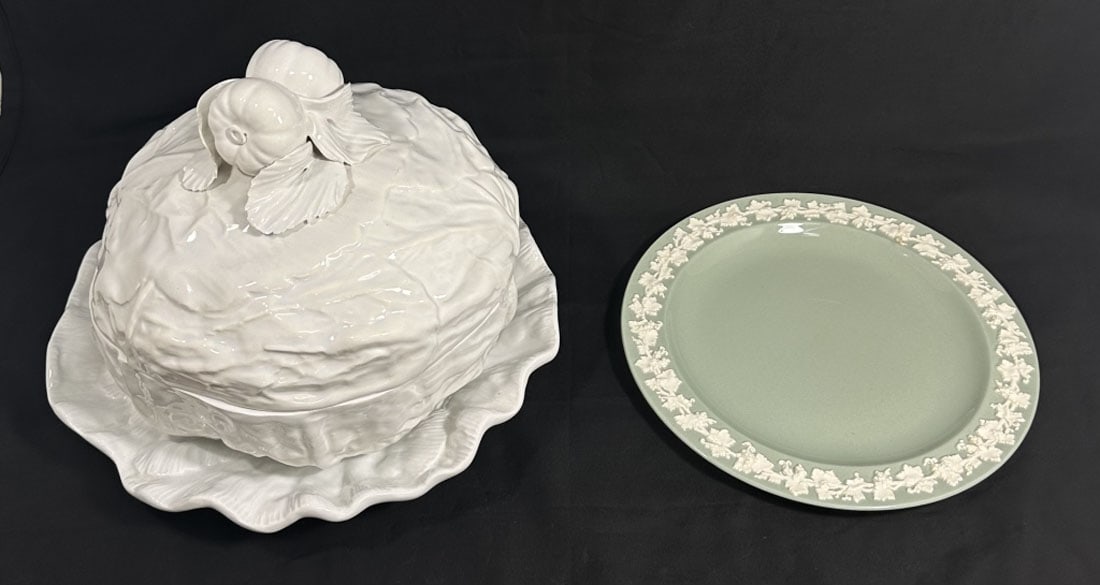 VINTAGE COLLECTIBLE ESTATE SERVEWARE: MINT CONDITION