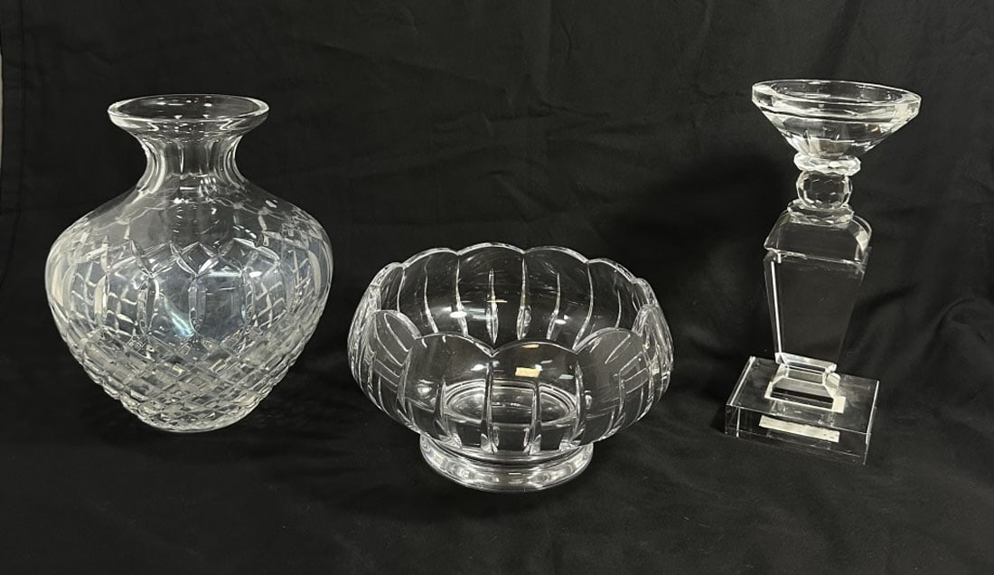 STUNNING LOT OF 3 VINTAGE CUT CRYSTAL DECOR: CANDLESTICK,VASE AND BOWL 7-9" MINT CONDITION