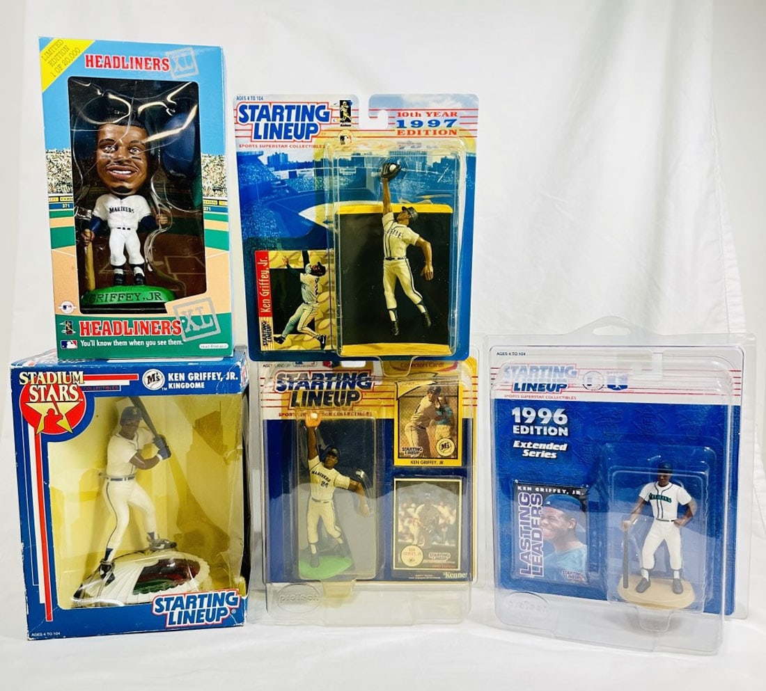 LOT OF ASSORTED KEN GRIFFEY JR. COLLECTIBLES: 3 STARTING LINEUPS, 1 HEADLINER, 1 STADIUM STARS/GOOD CONDITION