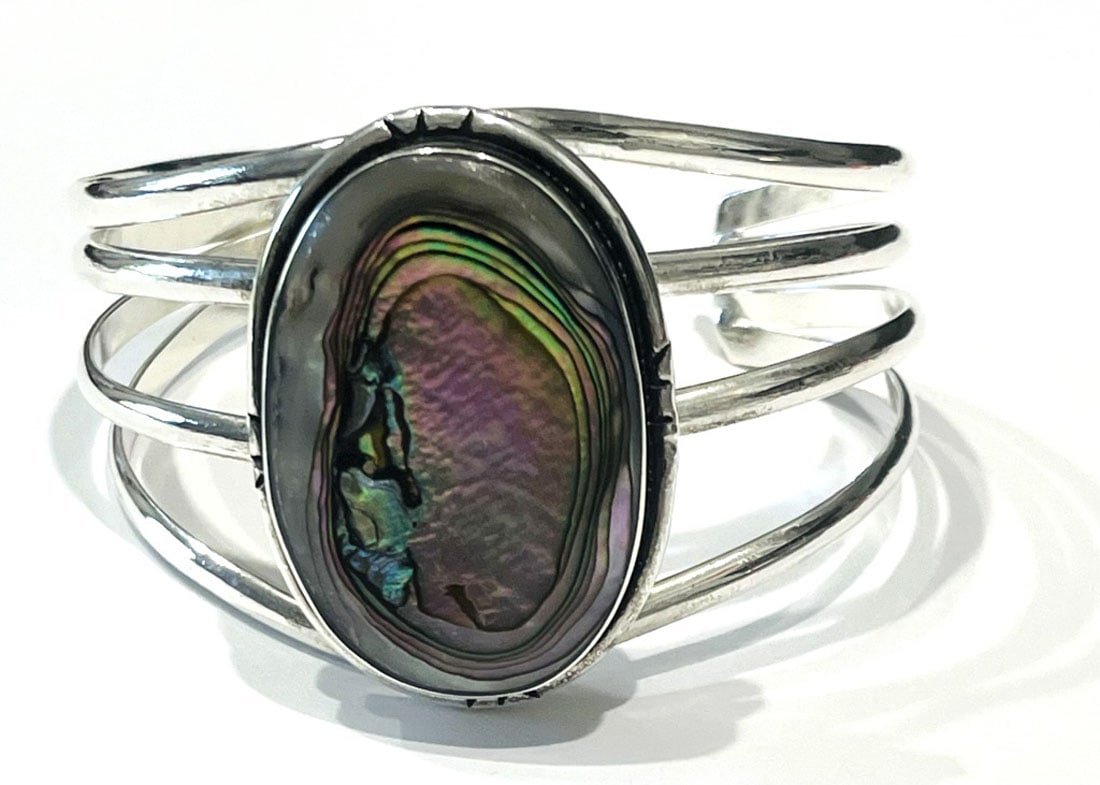 UNIQUE MEXICAN STERLING ABALONE SHELL BRACELET (1 of 1)