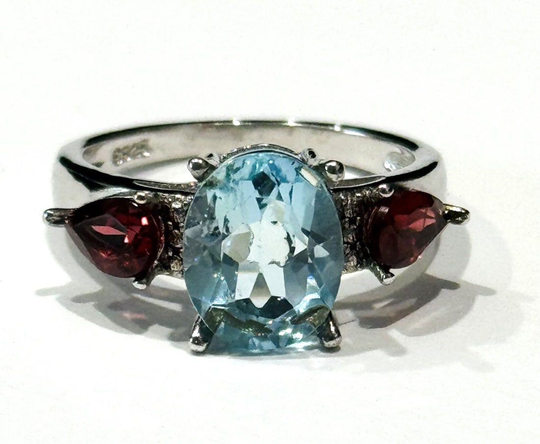 BEAUTIFUL GARNET/BLUE TOPAZ 4CT STERLING RING (1 of 1)