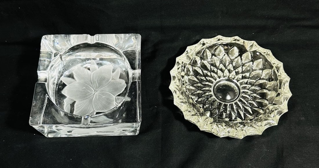 MID CENTURY ART DECO CUT CRYSTAL ASHTRAYS (1 of 1)