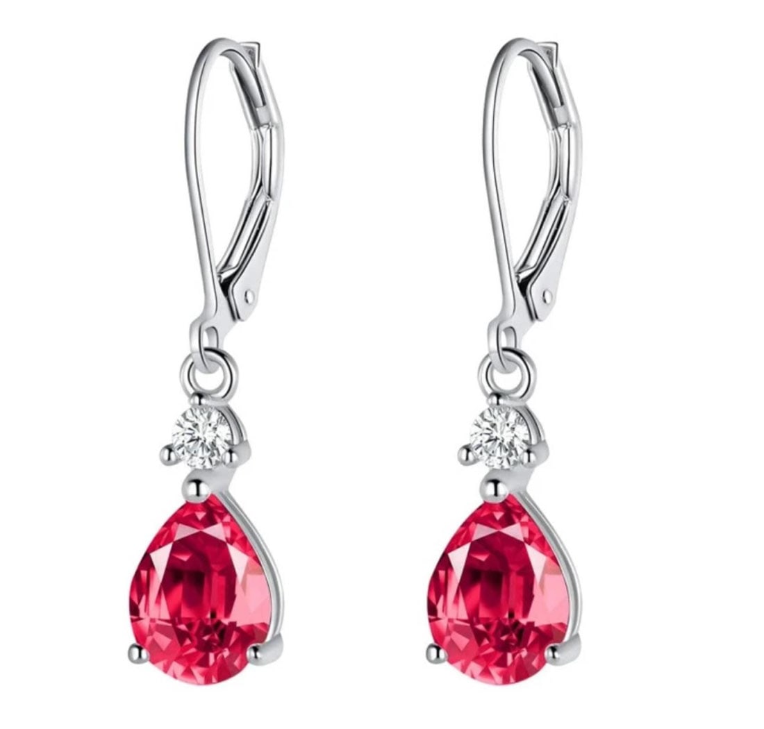 PRETTY GARNET CRYSTAL STERLING DANGLE EARRINGS (1 of 1)