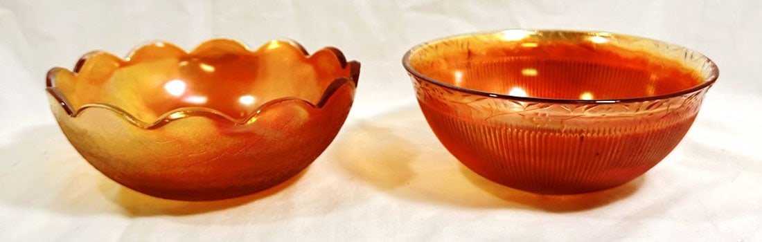 LOT OF 2 VINTAGE IRIDESCENT CARNIVAL GLASS BOWLS: 7" EACH GOOD CONDITION