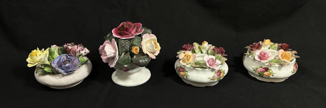BEAUTIFUL LOT OF ENGLAND SMALL PORCELAIN BOUQUETS: 3" EACH GOOD CONDITION