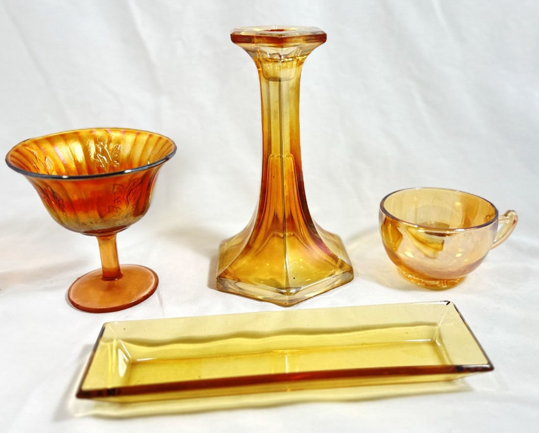BEAUTIFUL LOT OF ASSORTED CARNIVAL GLASS (1 of 1)