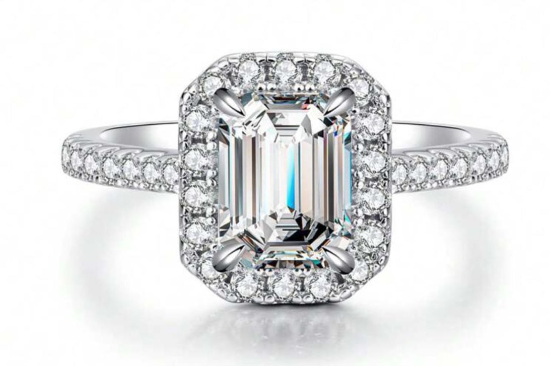 SPARKLING 5CT CZ EMERALD CUT ENGAGEMENT RING (1 of 1)