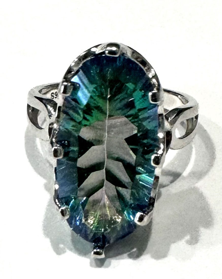 HUGE 8CT OVAL OCEAN TOPAZ COCKTAIL RING (1 of 1)