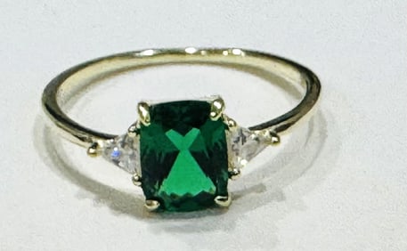 LOVELY EMERALD CZ 2CT SOLITAIRE RING