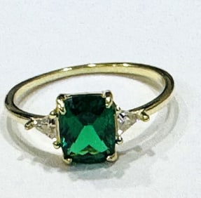 PRECIOUS EMERALD QUARTZ 2CT STERLING RING