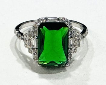 OUTSTANDING EMERALD CZ 6CT COCKTAIL RING