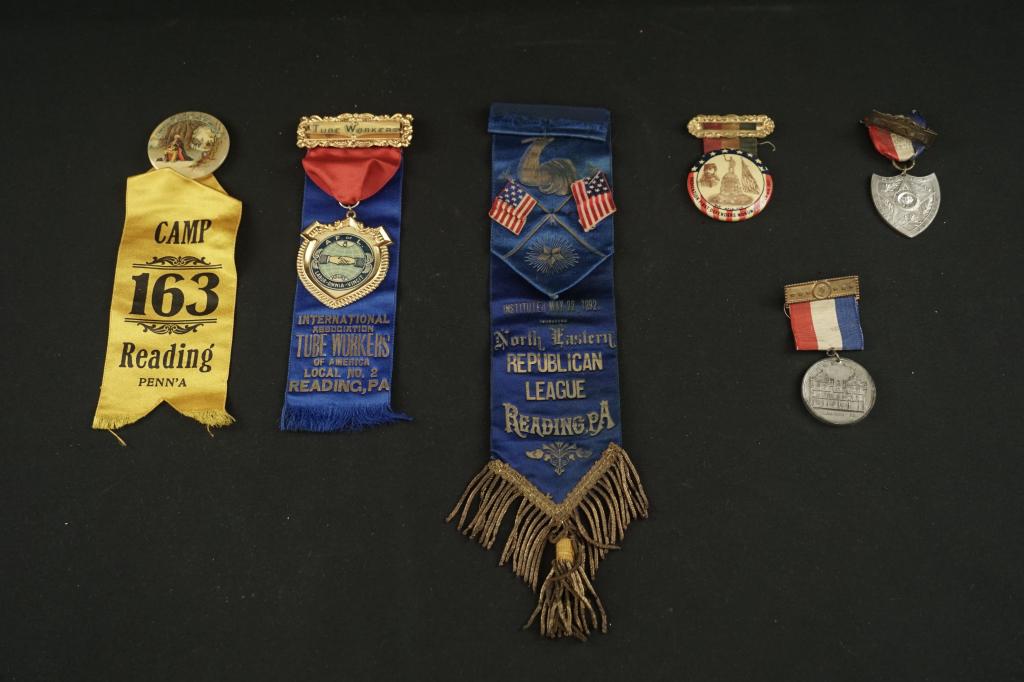 Lot of Reading, PA Badges Lot of Reading, PA early (1 of 3)