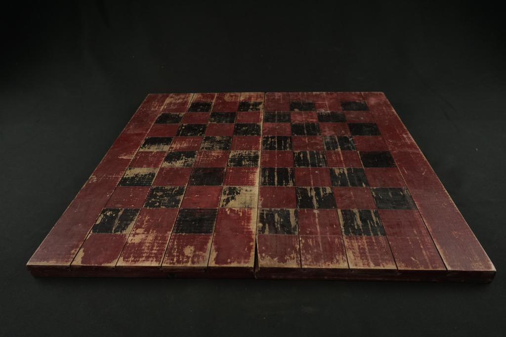 Primitive Wooden Game Board Vintage primitive wooden (1 of 7)