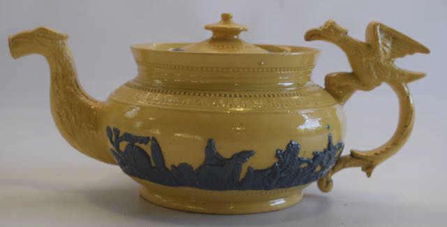 19th c. Yelloware Tea Pot w/ Lid. (1 of 7)