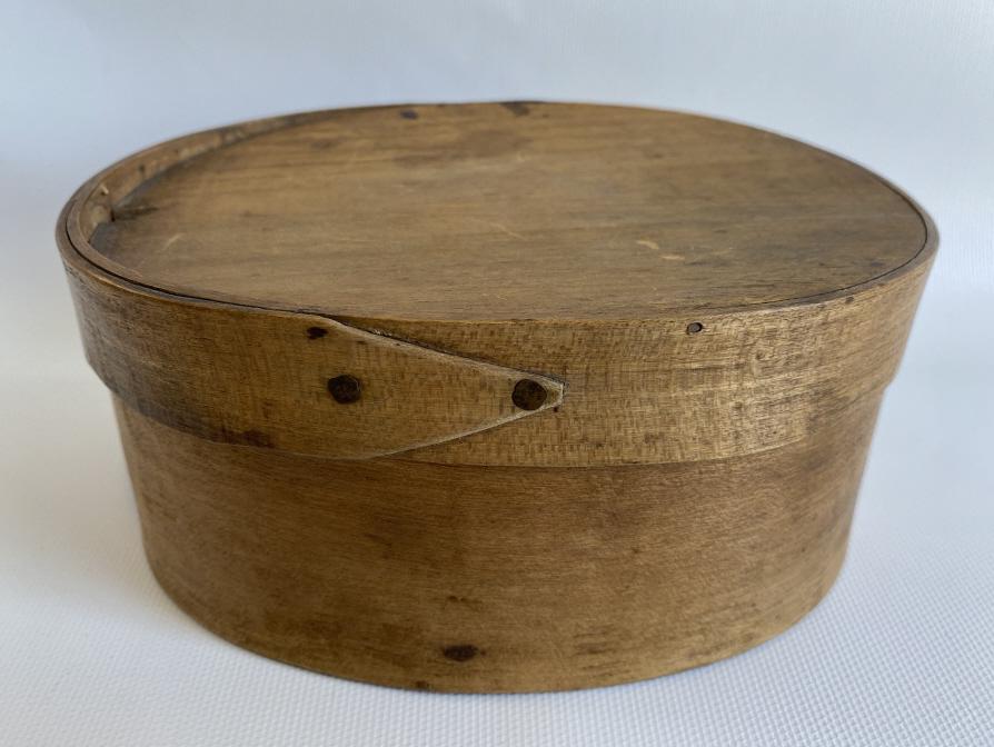 Antique shaker pantry box. (1 of 5)