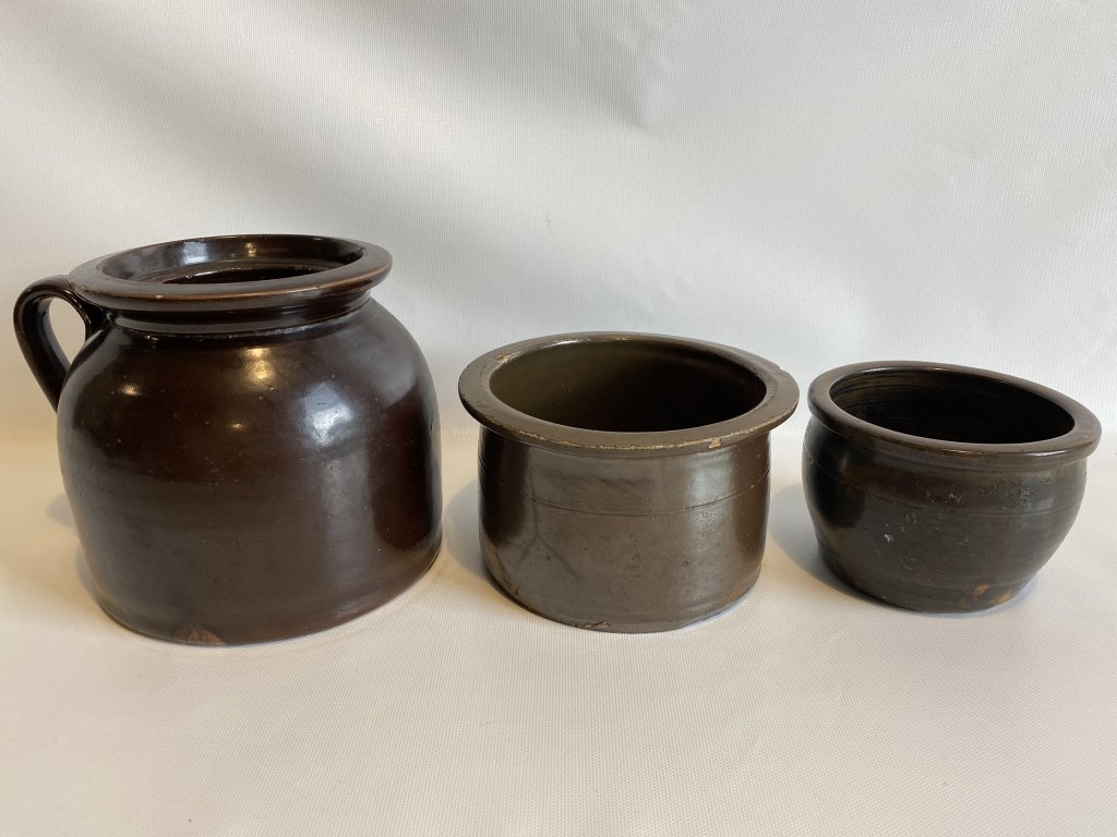 Antique glazed stoneware pottery. (1 of 13)
