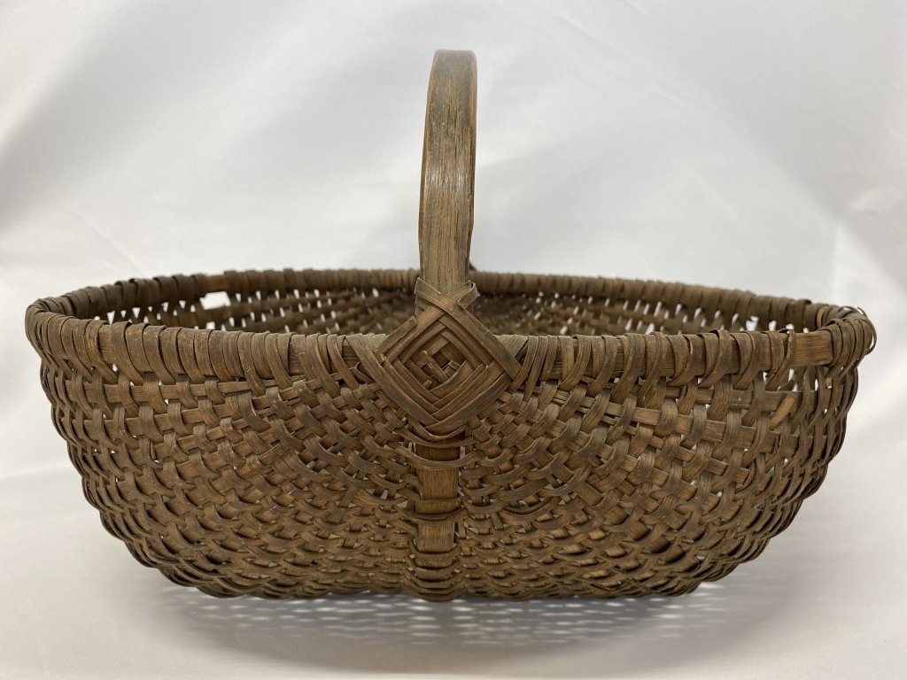 Early splint oak buttocks basket. (1 of 6)