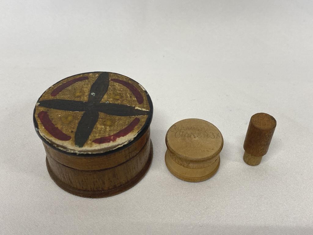 Primitive folk art woodenware boxes. (1 of 2)