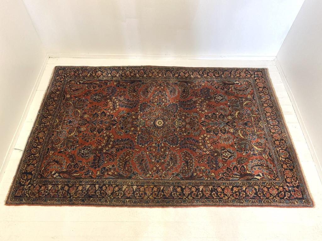Antique Kashan Persian rug. (1 of 4)