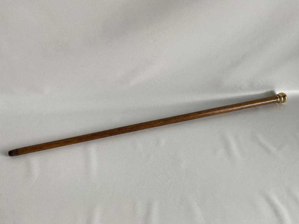 Antique walking cane w gold head. (1 of 4)