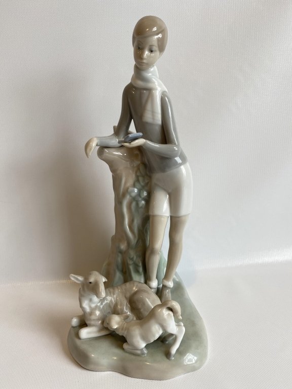 Lladro Boy with Lambs 4509 figurine. (1 of 6)