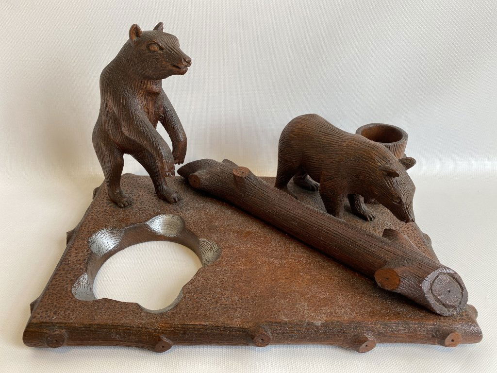 Early folk art wood carved bear platform. (1 of 6)