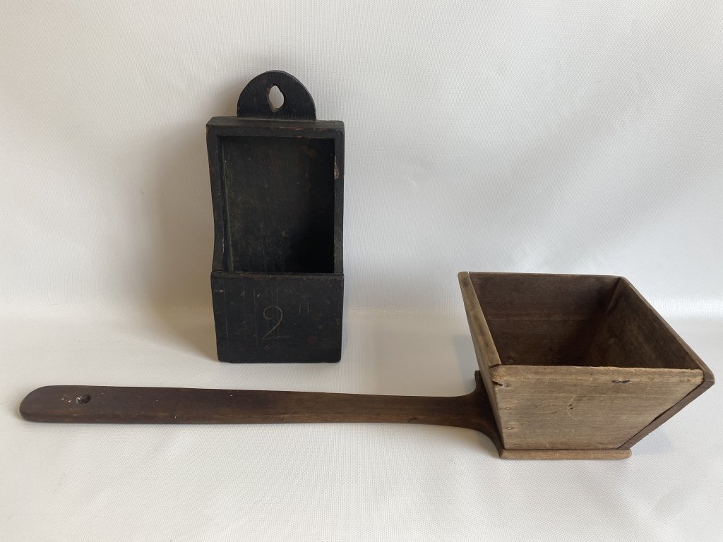 Primitive wood match box & scoop. (1 of 7)