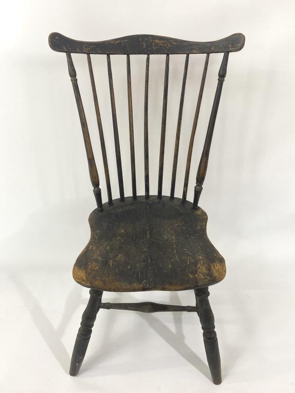 18th C Lancaster Co. Windsor chair. (1 of 4)