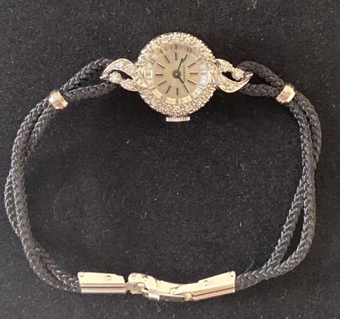 14K ladies Longines diamond Bezel watch. 14kt white (1 of 4)