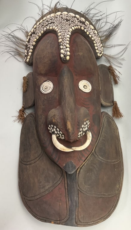 Papua New Guinea Sepik River Tribal Mask. (1 of 11)
