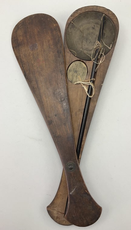 19th Century Chinese Apothecary Scale. (1 of 3)