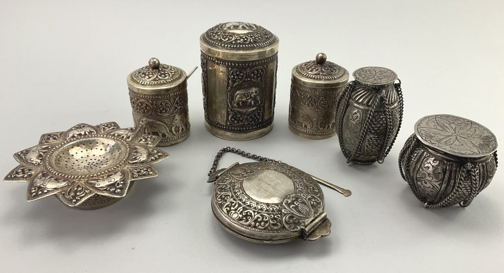 India Silver Trinket Boxes & Tea Canisters. (1 of 18)