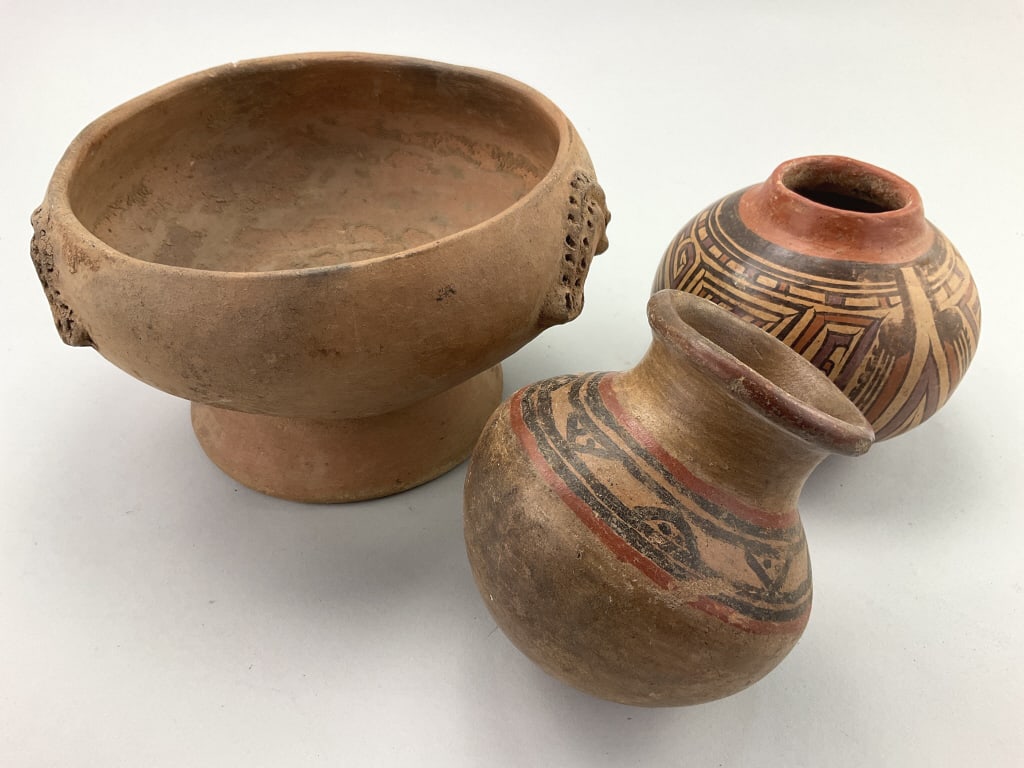 3 Pre-Colombian Pottery Utilitarian Vessels. (1 of 17)