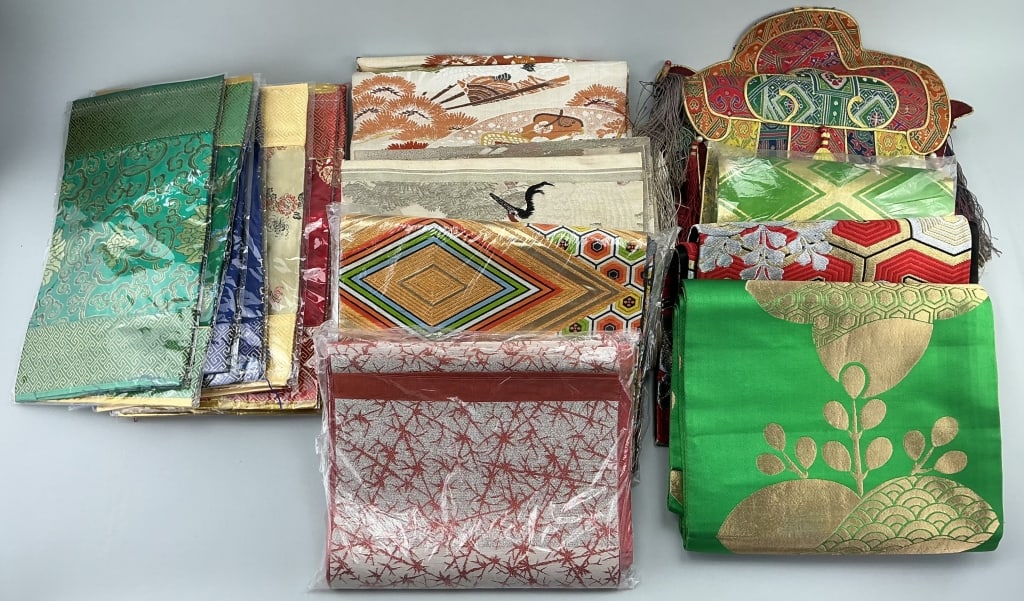 Kimono Sashes & Asian Textiles. (1 of 20)