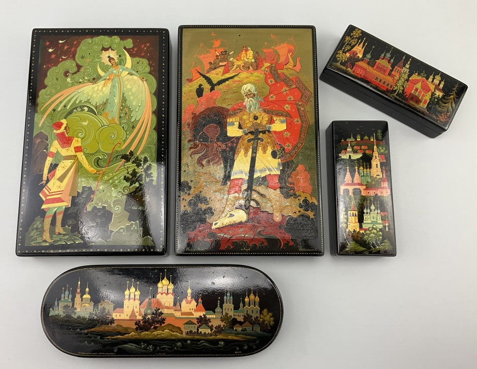 5 Various Russian Folk Art Lacquer Boxes. (1 of 20)