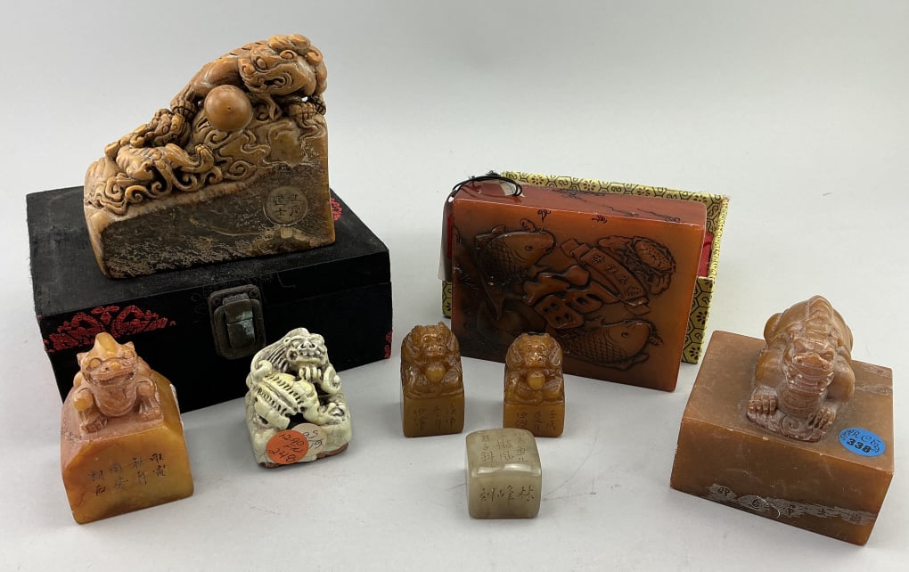 8 Antique/Vintage Chinese Shoushan Stone Seals. (1 of 20)