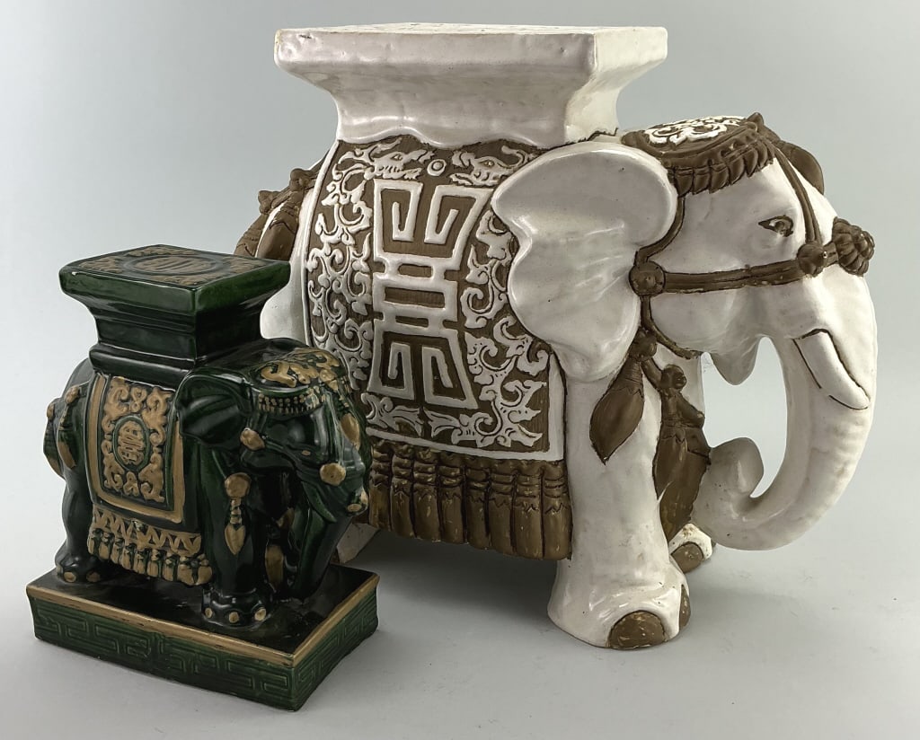2 Ceramic Elephant Small Pedestals. (1 of 14)