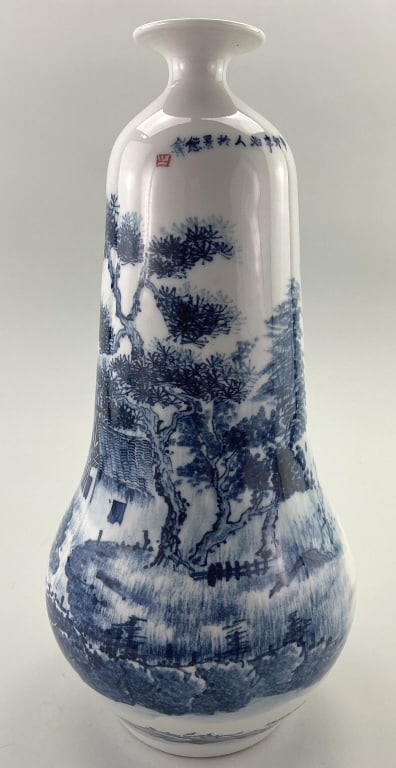 Chinese Blue & White Porcelain Baijiu Decanter.. (1 of 6)