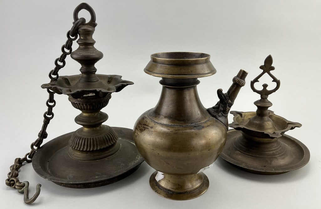 2 Brass Hanging Oil Lamps & a Nepalese Karuwa. (1 of 14)