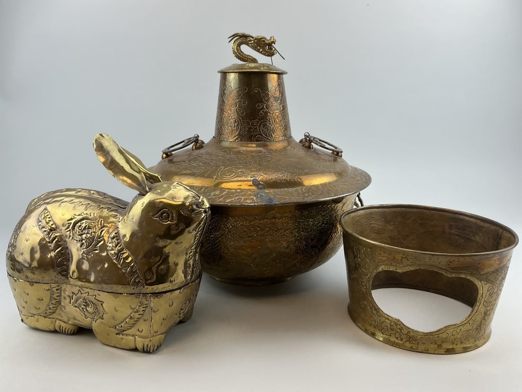 Chinese Brass Hot Pot & Rabbit Betel Box. (1 of 20)