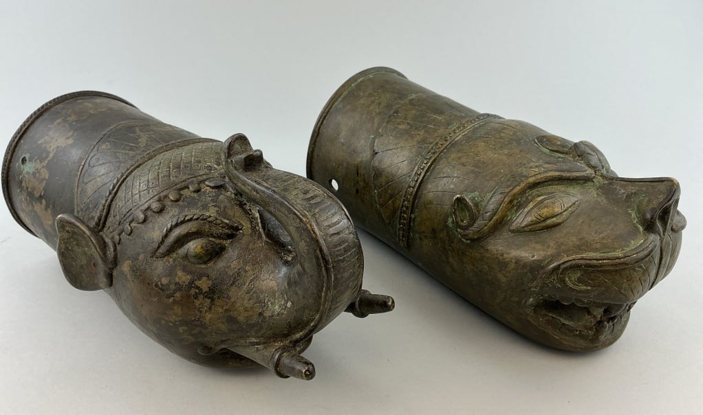 2 Antique Indian Bronze Palanquin Finials. (1 of 11)