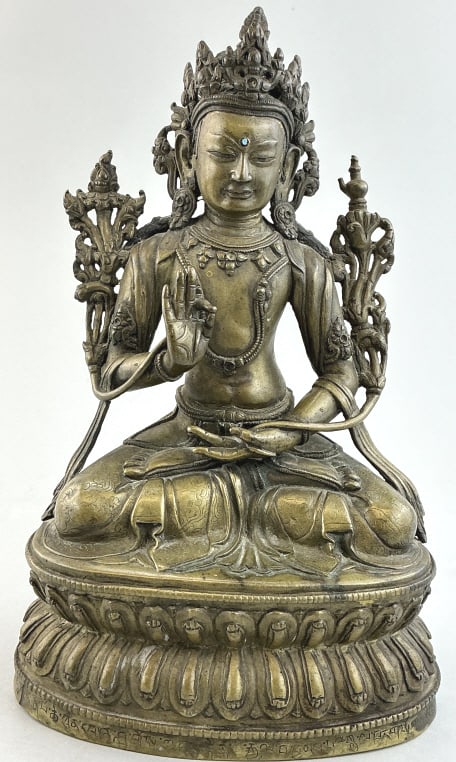 Antique Chinese Budhisattva Bronze Statuette. (1 of 5)